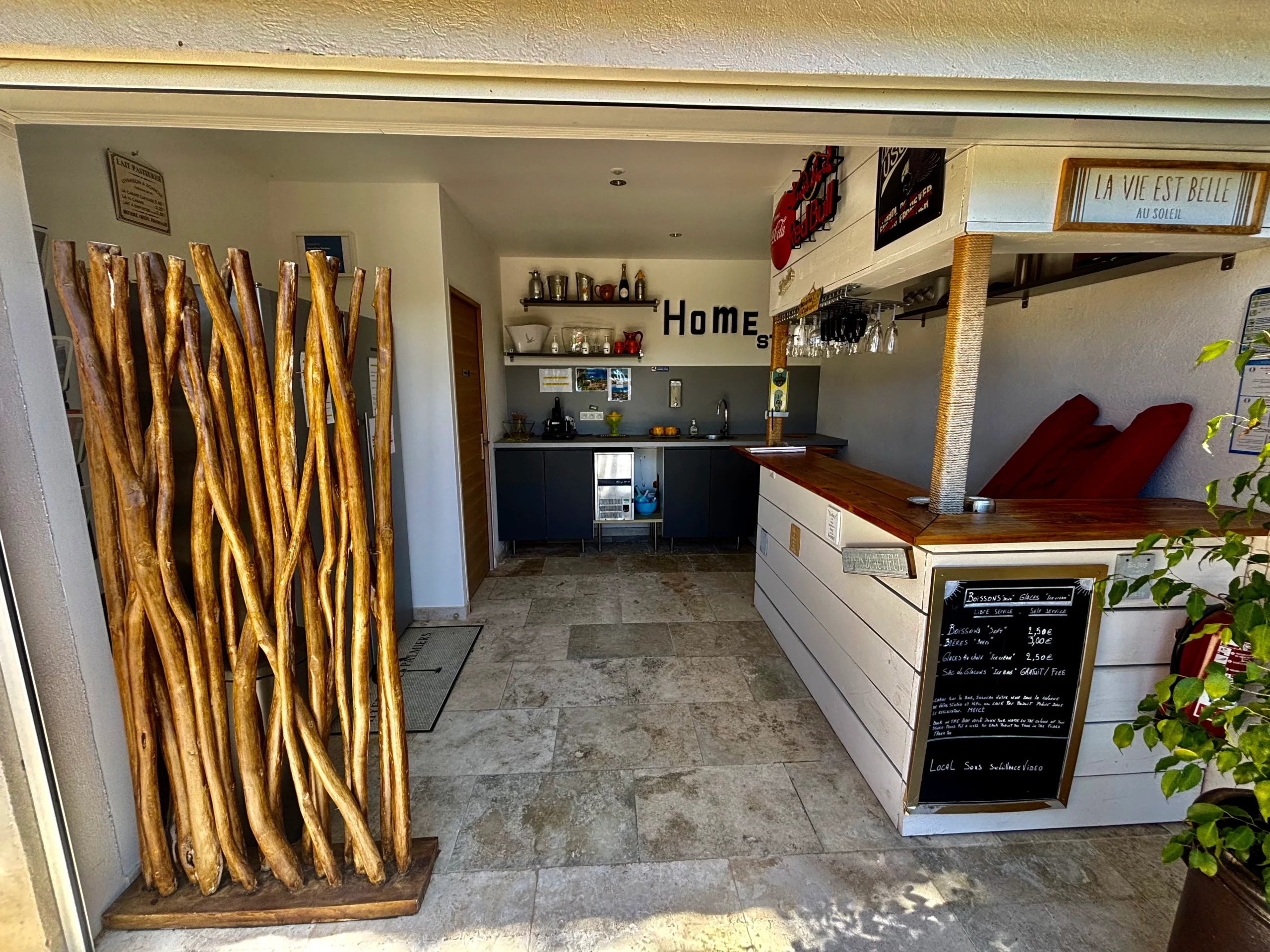 Bar des gîtes HomeStay Bormes-les-Mimosas