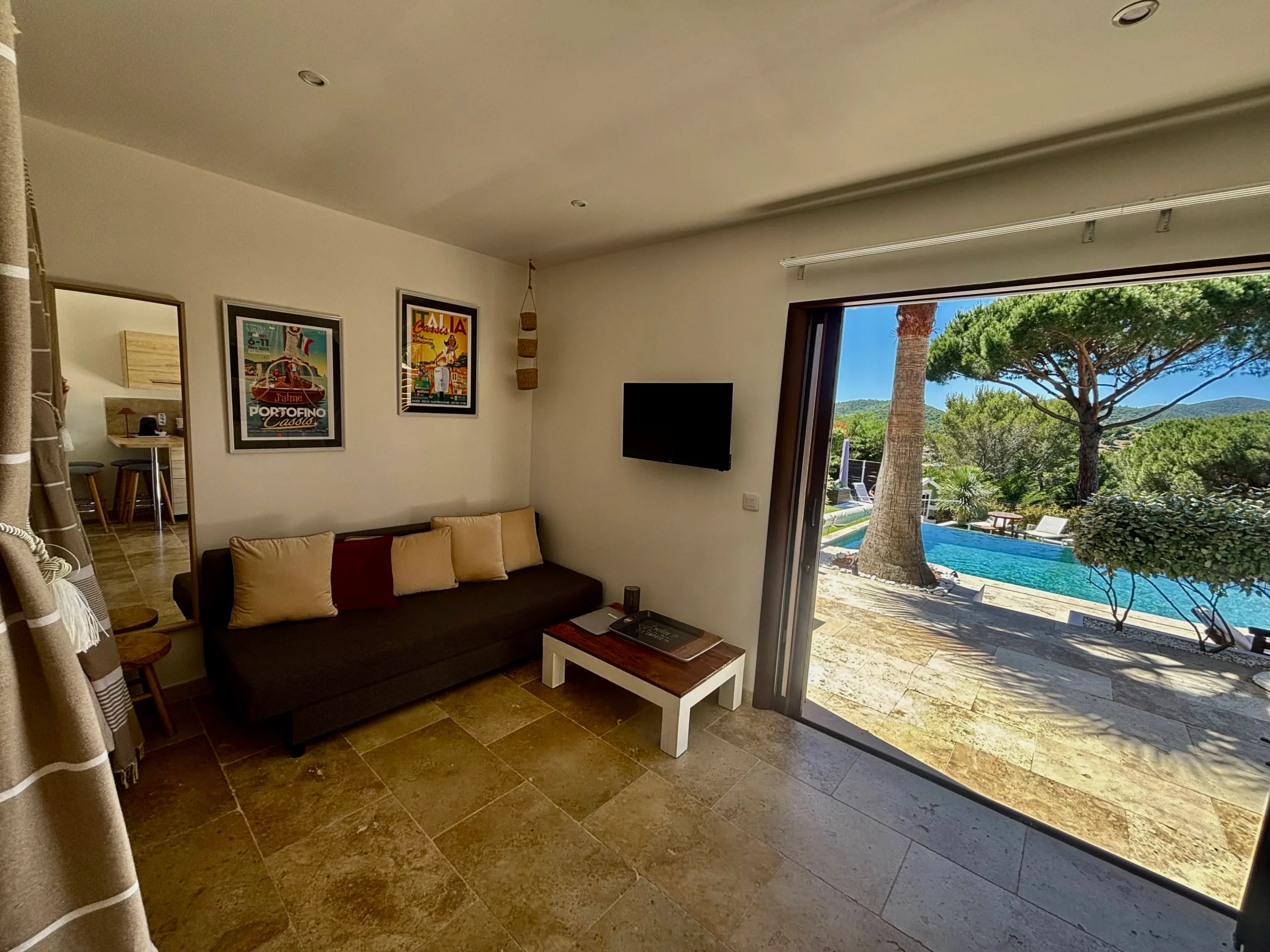 Salon du gîte Levant HomeStay Bormes-les-Mimosas
