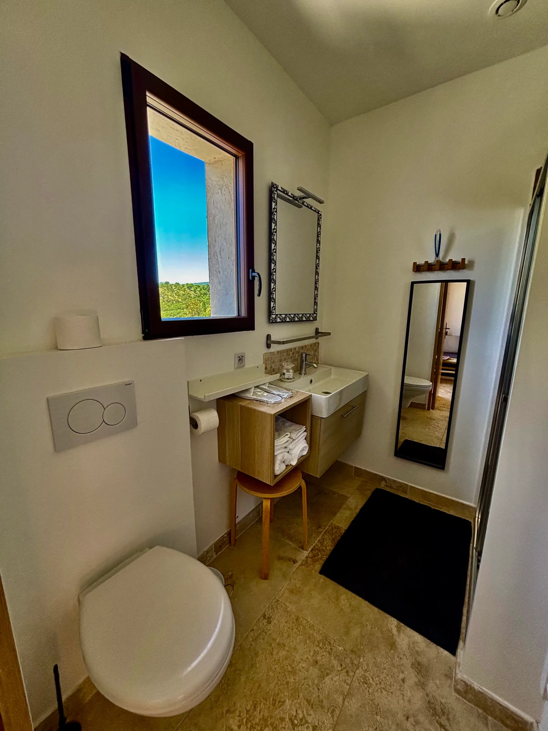 Salle de bain d'un gîte HomeStay Bormes les Mimosas