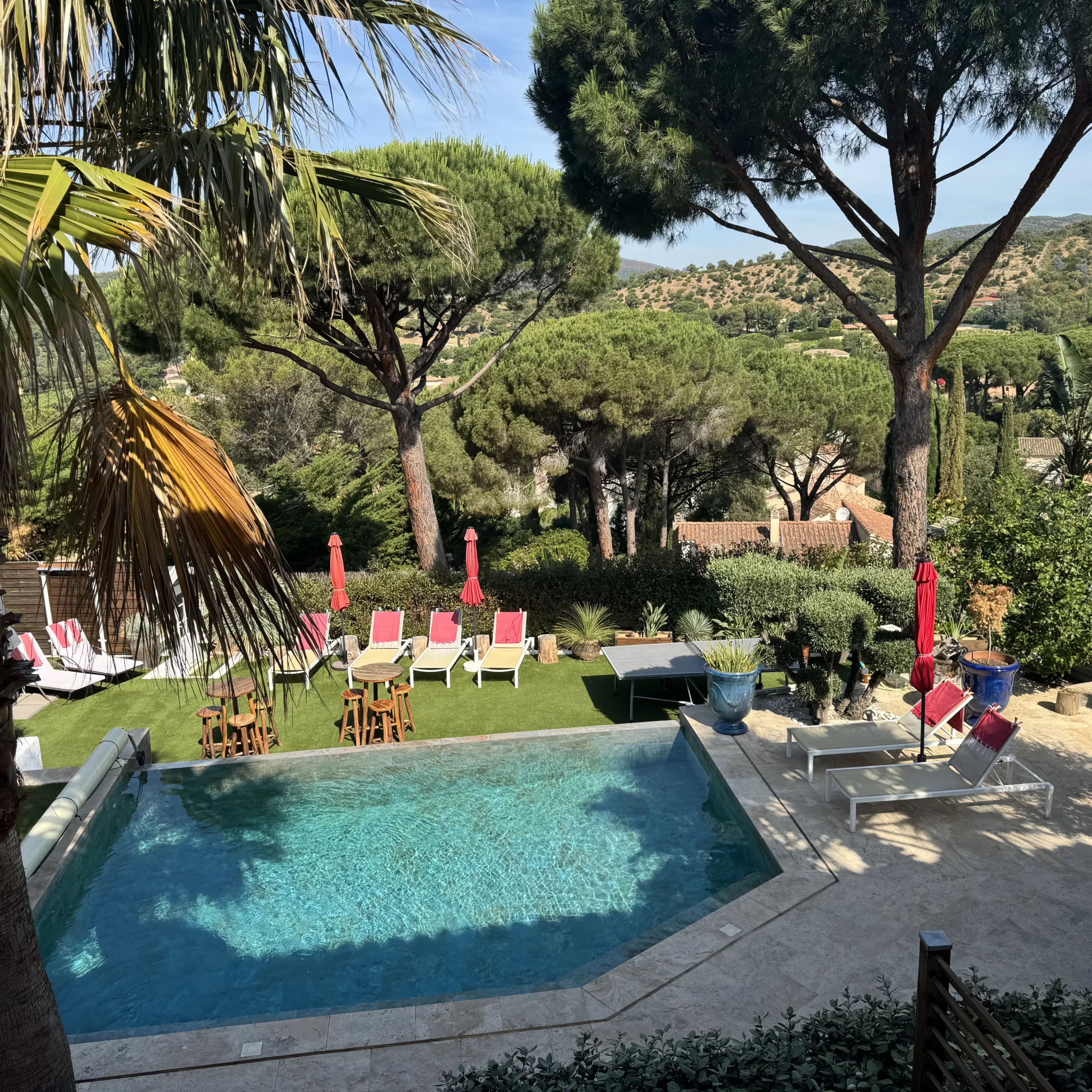 Vue depuis la chambre d'hôtes HomeStay Bormes les Mimosas